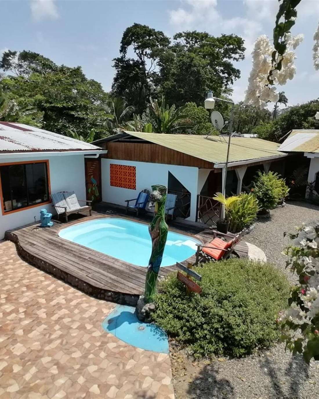 Cabinas Cahuita, Cahuita